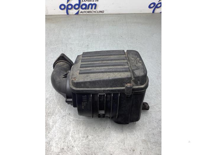 Begagnade Luftfilterhus Volkswagen Caddy III (2KA,2KH,2CA,2CH) 2.0 SDI Pris € 50,00 Marginaltabell erbjuds av Gebr Opdam B.V.