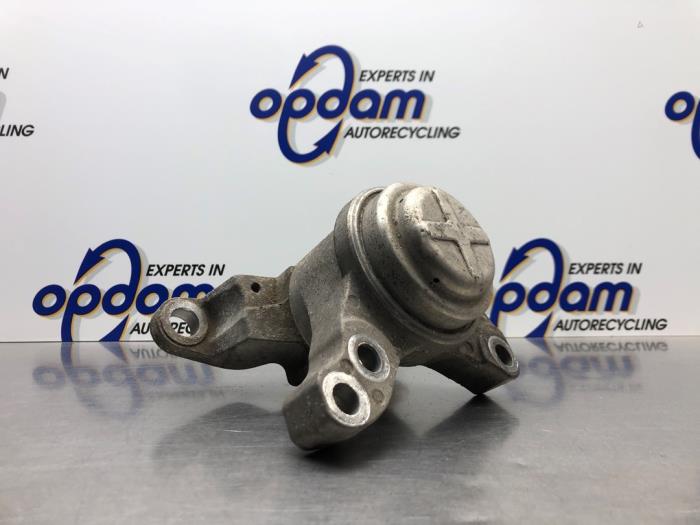 Used Engine mount Ford Galaxy (WA6) 1.6 EcoBoost 16V Price € 40,00 Margin scheme offered by Gebr Opdam B.V.