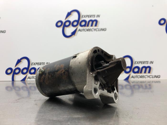 Used Starter Dacia Logan MCV I (KS) 1.6 MPI 85 Price € 50,00 Margin scheme offered by Gebr Opdam B.V.