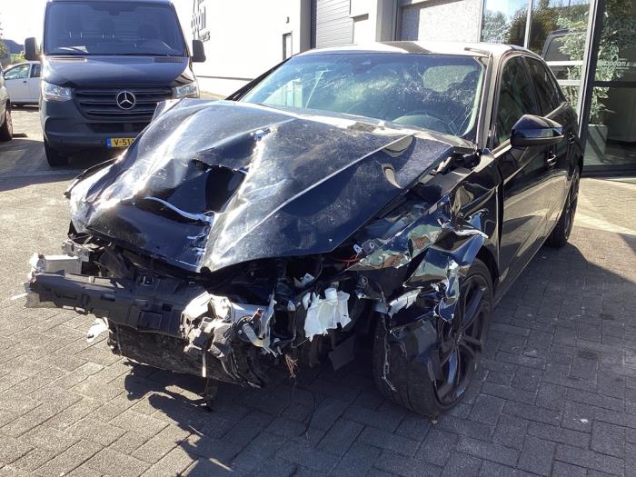 Usagé Boîte de vitesse Audi A3 Sportback (8VA/8VF) 1.5 35 TFSI 16V Prix € 1.000,00 Règlement à la marge proposé par Gebr Opdam B.V.
