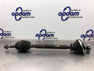 Used Front drive shaft, left Dacia Logan MCV (KS) 1.6 MPI 85 Price € 75,00 Margin scheme offered by Gebr Opdam B.V.