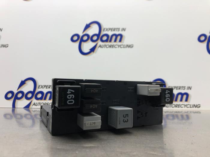 Used Body control computer Volkswagen Touran (1T1/T2) 2.0 TDI DPF Price € 100,00 Margin scheme offered by Gebr Opdam B.V.