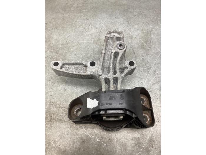 Used Engine mount Renault Talisman Estate (RFDK) 1.5 dCi 110 Price € 25,00 Margin scheme offered by Gebr Opdam B.V.