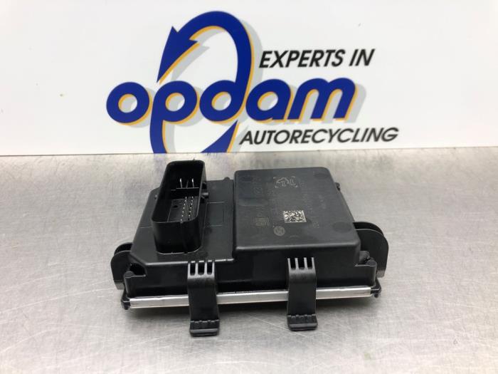 Używane Modul paliwowy ADM Opel Astra J (PC6/PD6/PE6/PF6) 1.4 Turbo 16V Cena € 50,00 Procedura marży oferowane przez Gebr Opdam B.V.