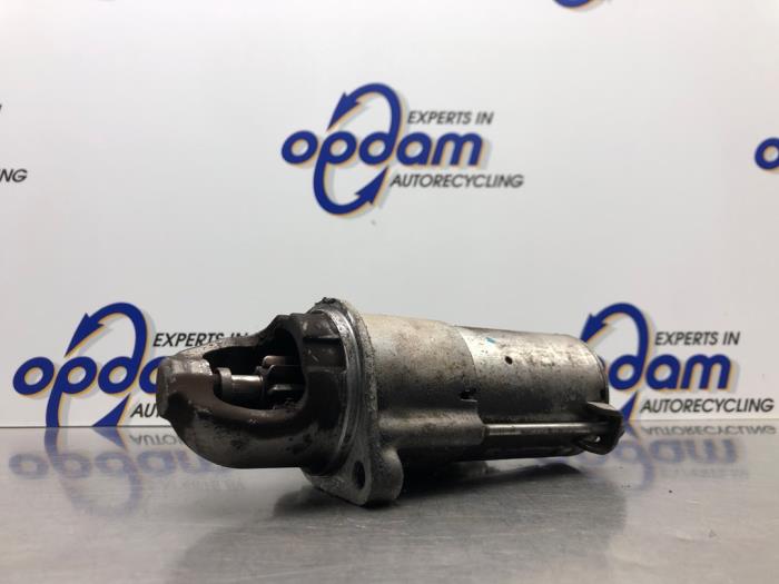 Gebrauchte Anlasser Kia Carens III (FG) 2.0i CVVT 16V Preis € 50,00 Margenregelung angeboten von Gebr Opdam B.V.
