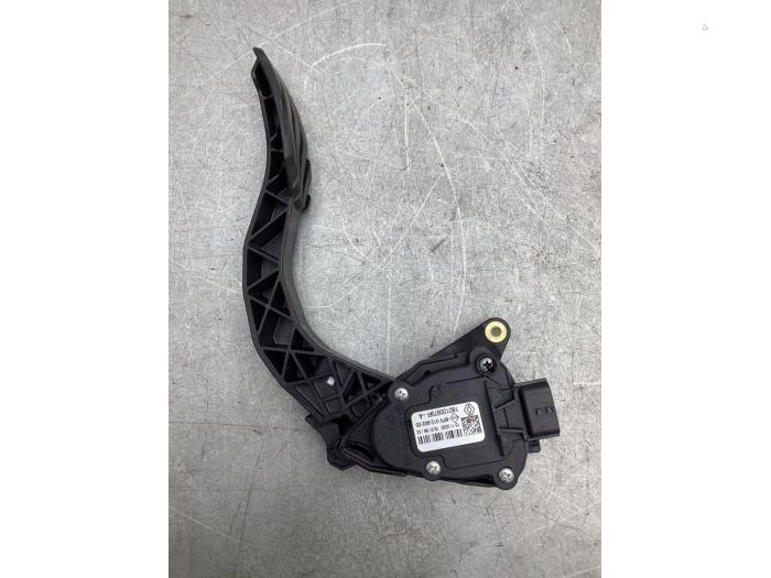 Begagnade Gaspedalsensor Renault Captur II (RJB) 1.3 Mild Hybrid 140, TCe 140 16V Pris € 75,00 Marginaltabell erbjuds av Gebr Opdam B.V.