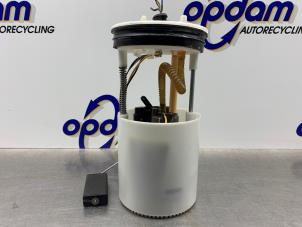 Usados Bomba de gasolina Seat Ibiza IV (6J5) 1.4 16V Precio € 50,00 Norma de margen ofrecido por Gebr Opdam B.V.