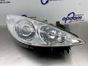 Begagnade Strålkastare, höger Peugeot 307 (3A/C/D) 1.6 16V Pris € 75,00 Marginaltabell erbjuds av Gebr Opdam B.V.
