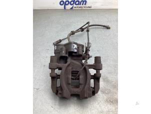 Usados Pinza de freno derecha detrás BMW X1 (F48) sDrive 20i 2.0 16V Twin Power Turbo Precio € 200,00 Norma de margen ofrecido por Gebr Opdam B.V.