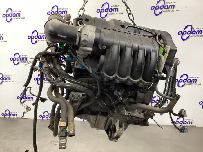 Motor van een Peugeot 206 (2A/C/H/J/S) 1.6 16V 2003