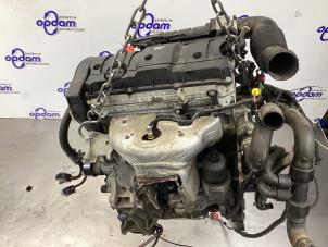 Motor van een Peugeot 206 (2A/C/H/J/S) 1.6 16V 2003