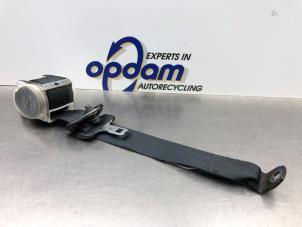 Usados Cinturón de seguridad izquierda detrás Suzuki Swift (ZA/ZC/ZD) 1.6 Sport VVT 16V Precio € 50,00 Norma de margen ofrecido por Gebr Opdam B.V.