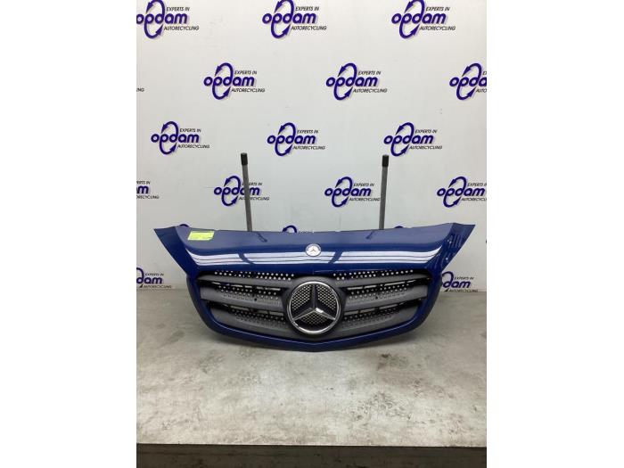 Begagnade Grill Mercedes Citan (415.6) 1.5 108 CDI Pris € 125,00 Marginaltabell erbjuds av Gebr Opdam B.V.