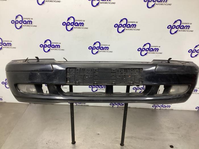 Volvo V40 Front bumpers stock | ProxyParts.com