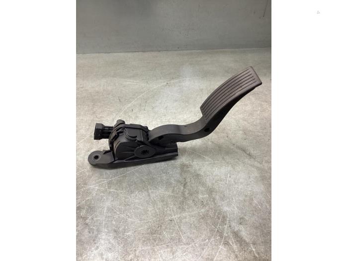 Begagnade Gaspedalsensor Hyundai i20 (GBB) 1.0 T-GDI 100 12V Pris € 35,00 Marginaltabell erbjuds av Gebr Opdam B.V.