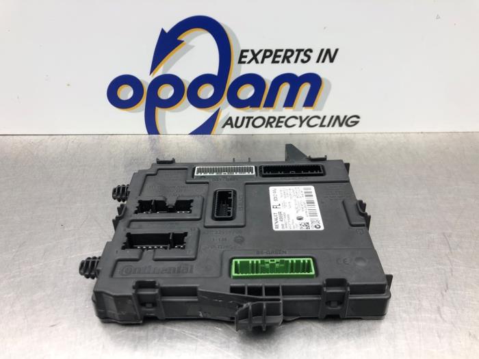 Used Body control computer Renault Megane IV (RFBB) 1.6 GT Energy TCe 205 EDC Price € 150,00 Margin scheme offered by Gebr Opdam B.V.