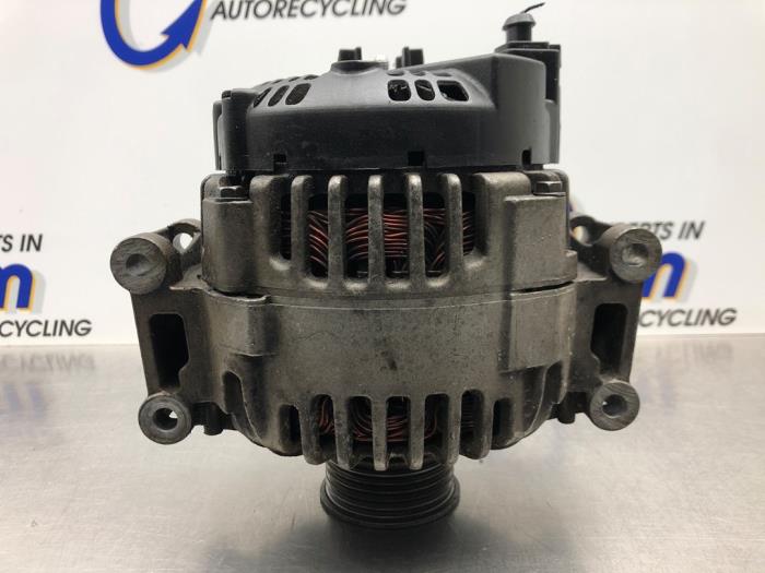 Begagnade Dynamo Audi A4 Avant (B6) 2.0 20V Pris € 75,00 Marginaltabell erbjuds av Gebr Opdam B.V.