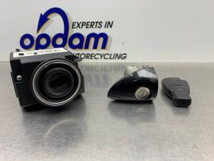Begagnade Cylinderlåsuppsättning (komplett) Mercedes B (W245) 1.5 B-150 16V Pris € 100,00 Marginaltabell erbjuds av Gebr Opdam B.V.