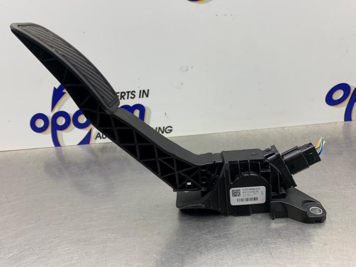 Begagnade Gaspedalsensor Ford Fiesta 7 1.0 EcoBoost 12V Pris € 50,00 Marginaltabell erbjuds av Gebr Opdam B.V.