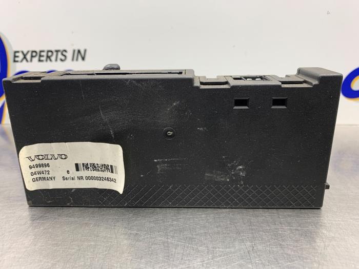 Usagé Module navigation Volvo V50 (MW) 2.5 T5 20V AWD Prix € 50,00 Règlement à la marge proposé par Gebr Opdam B.V.