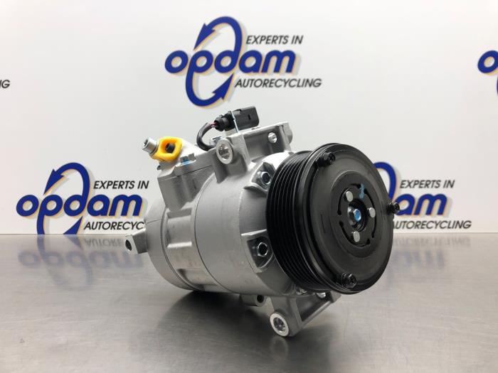 Neuf Pompe clim Volkswagen Transporter Prix € 241,94 Prix TTC proposé par Gebr Opdam B.V.