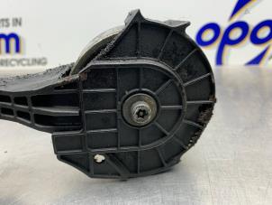 Spanrolle multiriem van een MINI Mini (R56) 1.6 16V Cooper 2010