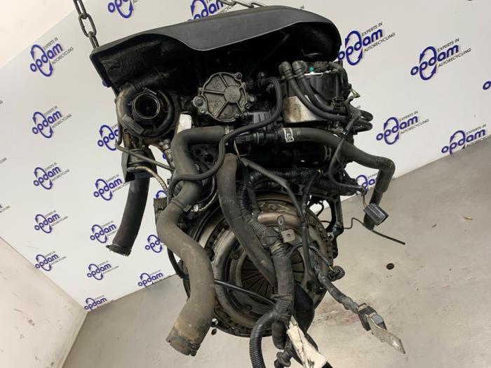 Motor van een Ford Focus 2 1.6 TDCi 16V 90 2010