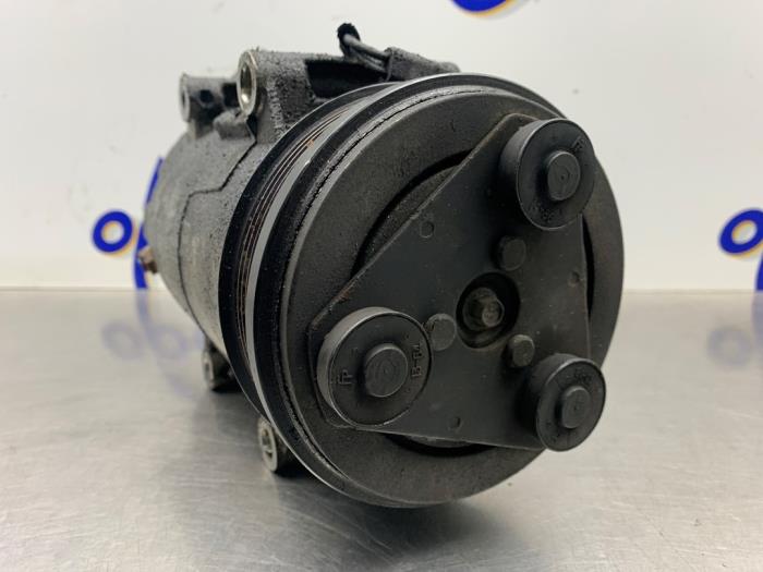 Usagé Pompe clim Ford Focus 2 1.6 TDCi 16V 90 Prix € 99,00 Règlement à la marge proposé par Gebr Opdam B.V.