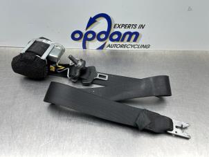 Usados Cinturón de seguridad izquierda delante Alfa Romeo MiTo (955) 1.4 TB 16V Precio € 150,00 Norma de margen ofrecido por Gebr Opdam B.V.