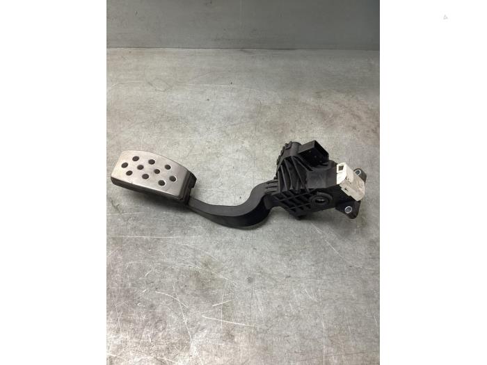 Gebrauchte Gaspedalposition Sensor Opel Adam 1.4 16V Preis € 15,00 Margenregelung angeboten von Gebr Opdam B.V.