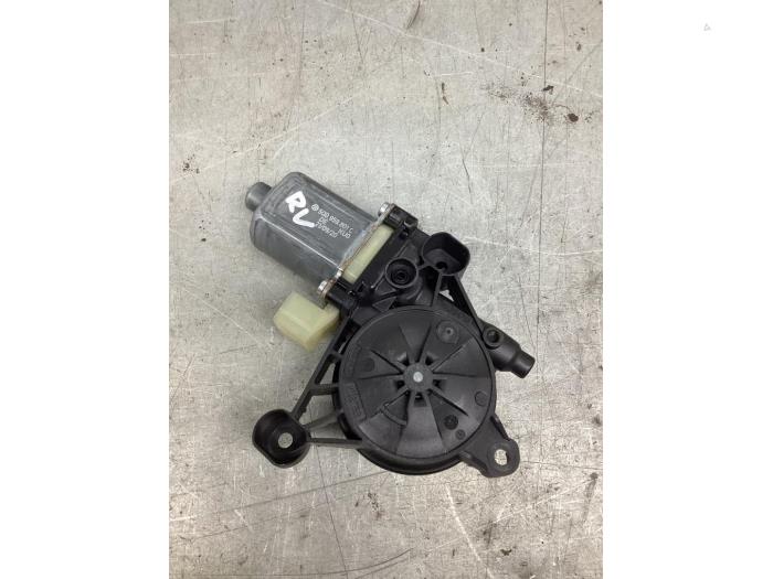 Usados Motor de ventanilla de puerta Audi S3 Sportback (8YA) 2.0 T FSI 16V Precio € 30,00 Norma de margen ofrecido por Gebr Opdam B.V.