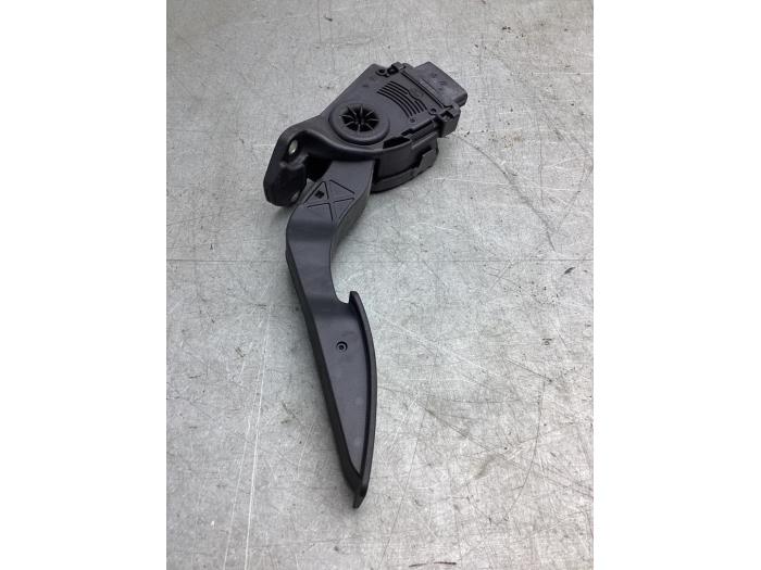 Begagnade Gaspedalsensor Suzuki Vitara (LY/MY) 1.4 S Turbo 16V Pris € 40,00 Marginaltabell erbjuds av Gebr Opdam B.V.