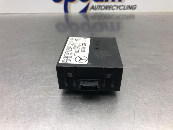Begagnade Larmmodul Mercedes C (W203) 1.8 C-180K 16V Pris € 25,00 Marginaltabell erbjuds av Gebr Opdam B.V.