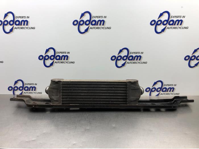 Usados Intercooler Ford Transit 2.2 TDCi 16V Precio € 75,00 Norma de margen ofrecido por Gebr Opdam B.V.