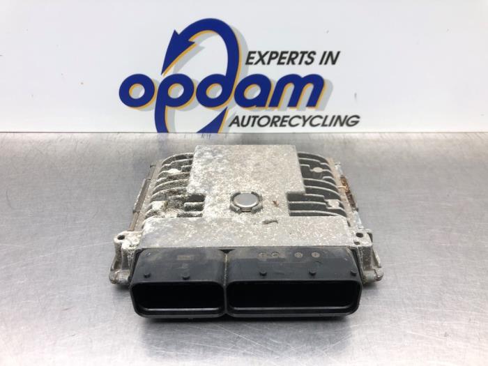 Used Engine management computer Volkswagen Golf VI (5K1) 1.2 TSI Price € 225,00 Margin scheme offered by Gebr Opdam B.V.