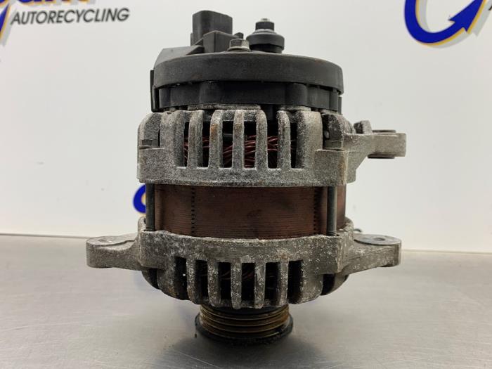 Begagnade Dynamo Hyundai i10 (F5) 1.1i 12V Pris € 50,00 Marginaltabell erbjuds av Gebr Opdam B.V.