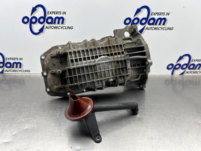 Usagé Couvercle carter Ford Galaxy (WA6) 1.6 EcoBoost 16V Prix € 50,00 Règlement à la marge proposé par Gebr Opdam B.V.