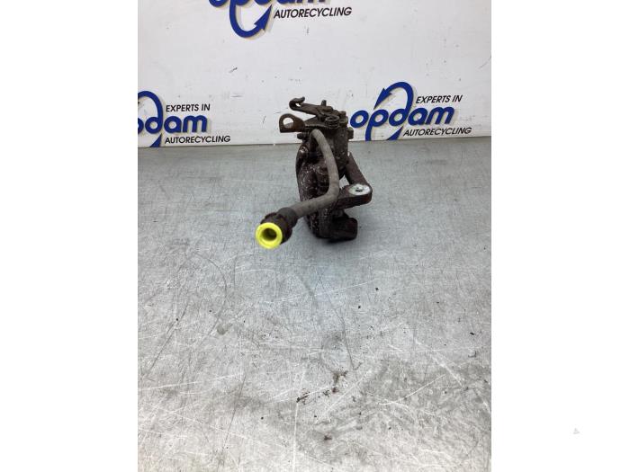 Gebrauchte Bremszange links hinten Opel Insignia 2.0 Turbo 16V Ecotec Preis € 75,00 Margenregelung angeboten von Gebr Opdam B.V.