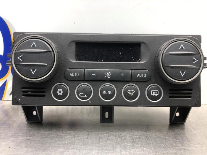 Begagnade Värmekontrollpanel Alfa Romeo 159 Sportwagon (939BX) 2.2 JTS 16V Pris € 100,00 Marginaltabell erbjuds av Gebr Opdam B.V.