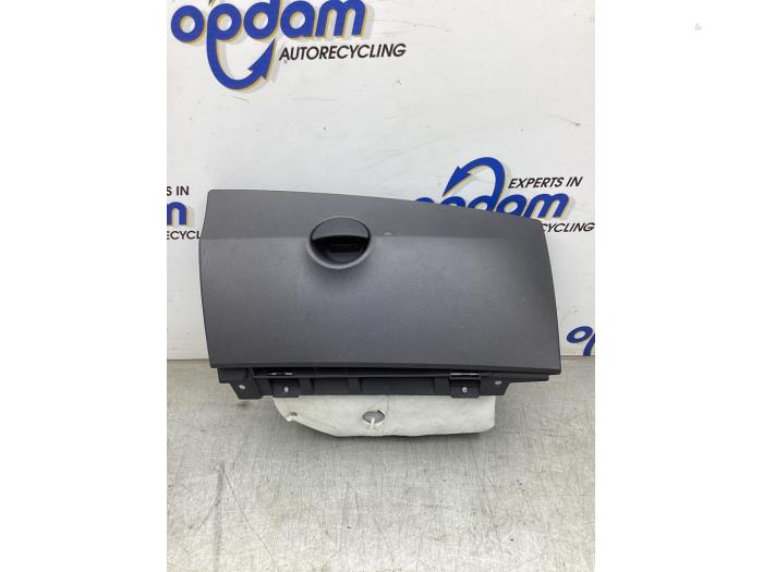 Begagnade Handskfack Fiat 500 (312) 0.9 TwinAir 60 Pris € 50,00 Marginaltabell erbjuds av Gebr Opdam B.V.