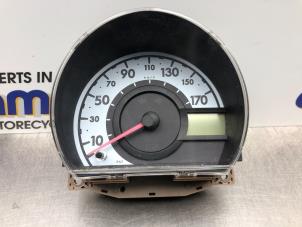 Usados Cuentakilómetros Peugeot 107 1.0 12V Precio € 60,00 Norma de margen ofrecido por Gebr Opdam B.V.