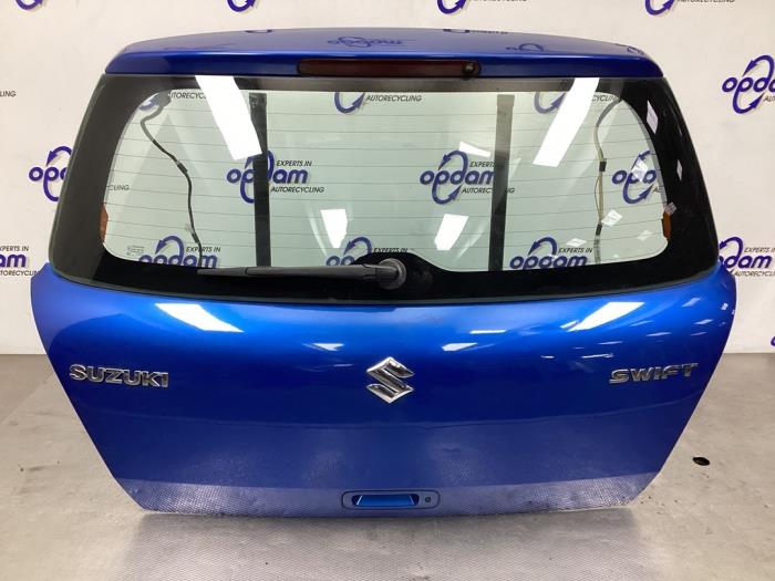 Begagnade Baklucka Suzuki Swift (ZA/ZC/ZD1/2/3/9) 1.3 VVT 16V Pris € 125,00 Marginaltabell erbjuds av Gebr Opdam B.V.