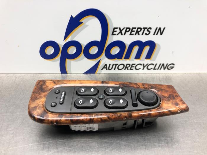 Usados Interruptor de ventanilla eléctrica Jaguar S-type (X200) 2.5 V6 24V Precio € 50,00 Norma de margen ofrecido por Gebr Opdam B.V.