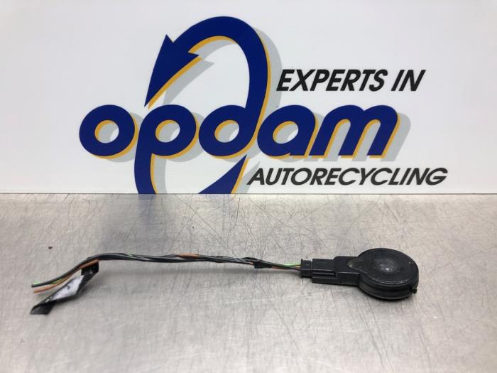 Begagnade Regnsensor Opel Zafira (M75) 2.2 16V Direct Ecotec Pris € 35,00 Marginaltabell erbjuds av Gebr Opdam B.V.