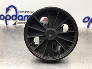 Usados Bomba de dirección asistida Volvo S80 (TR/TS) 2.4 SE 20V 170 Precio € 100,00 Norma de margen ofrecido por Gebr Opdam B.V.