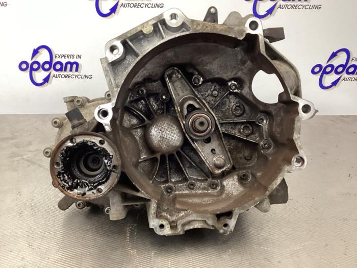Gebrauchte Getriebe Volkswagen Polo IV (9N1/2/3) 1.2 Preis € 150,00 Margenregelung angeboten von Gebr Opdam B.V.