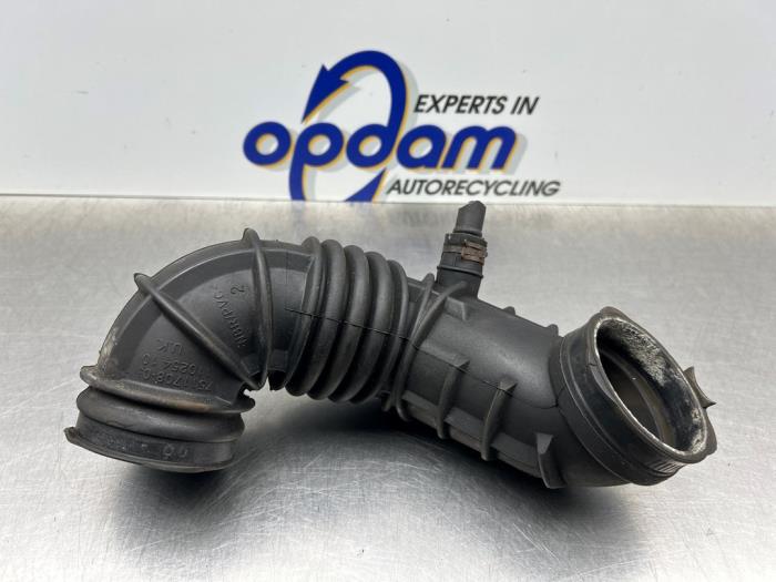 Begagnade Luftintagsslang BMW Mini (R50/53) 1.6 16V Cooper Pris € 40,00 Marginaltabell erbjuds av Gebr Opdam B.V.