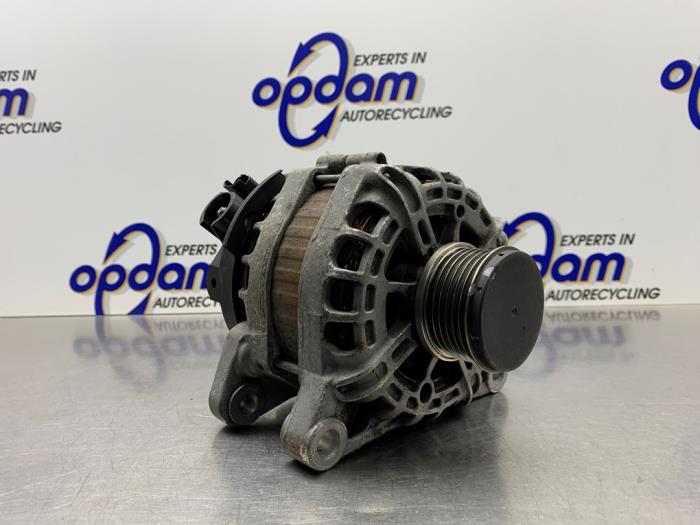 Begagnade Dynamo Opel Crossland (X) 1.2 Turbo 12V Pris € 75,00 Marginaltabell erbjuds av Gebr Opdam B.V.