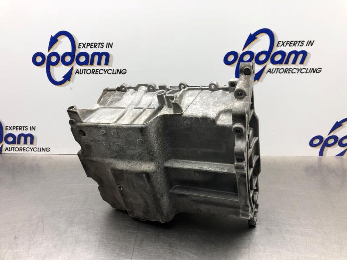 Usagé Couvercle carter Ford Fiesta 7 1.0 EcoBoost 12V Prix € 100,00 Règlement à la marge proposé par Gebr Opdam B.V.