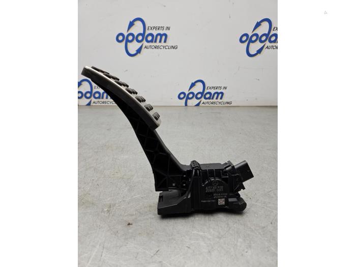 Begagnade Gaspedalsensor Mercedes A Limousine (177.1) 1.3 A-180 Turbo Pris € 50,00 Marginaltabell erbjuds av Gebr Opdam B.V.